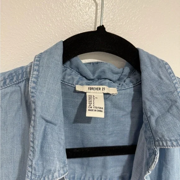 Forever 21 Light Wash Denim Shirt - Picture 3 of 5